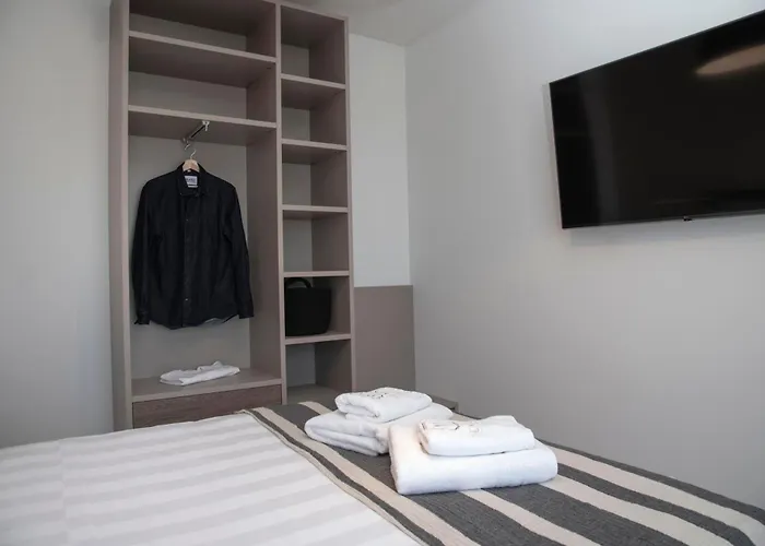 The Mood * Agia Paraskevi (Kassandra)