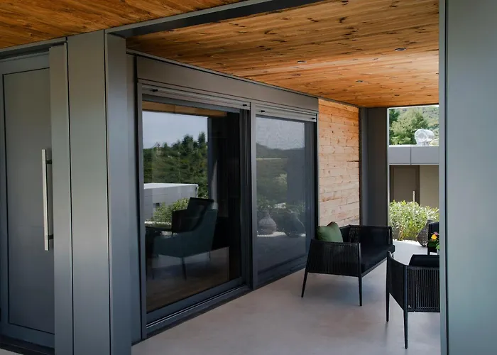 The Mood * Agia Paraskevi (Kassandra)